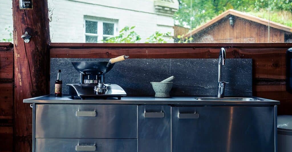 94 tampa outdoor kitchen